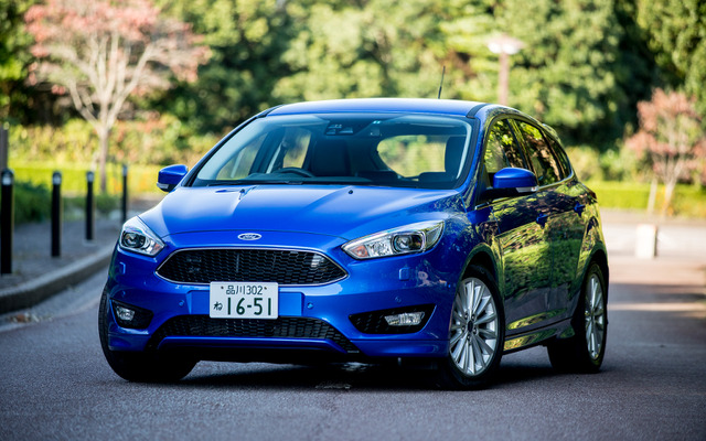 フォード フォーカス Sport+ Ecoboost