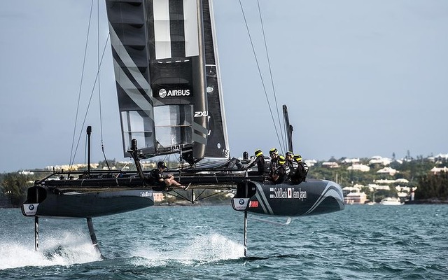 国際ヨットレースの「アメリカズカップ」に挑戦する「ソフトバンク・チーム・ジャパン」