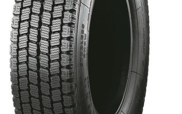 ミシュランXDW アイス・グリップ　205／70R16（製品イメージ）