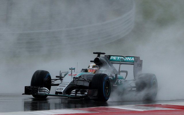 F1アメリカGPは豪雨により予選が順延