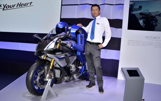 Yamaha Motor Ventures & Laboratory Silicon Valley Inc.のHiroshi Saijou 氏とMOTOBOT（東京モーターショー15）