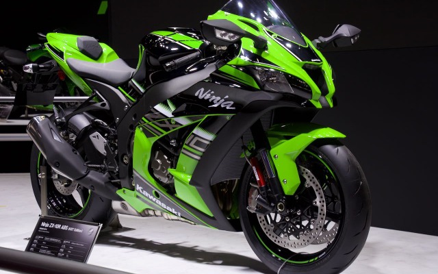 Ninja ZX-10R ABS（東京モーターショー15）