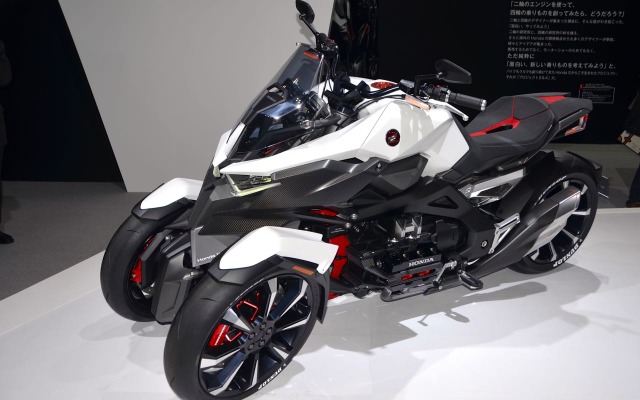 ホンダコンセプトモデル NEOWING（東京モーターショー15）