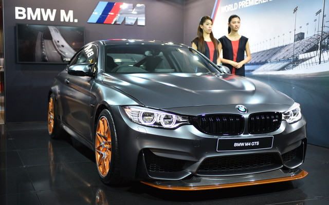 BMW M4 GTS（東京モーターショー15）