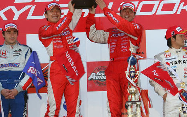 【SUPER GT】写真蔵…第8戦、フェアレディZが今季2勝目