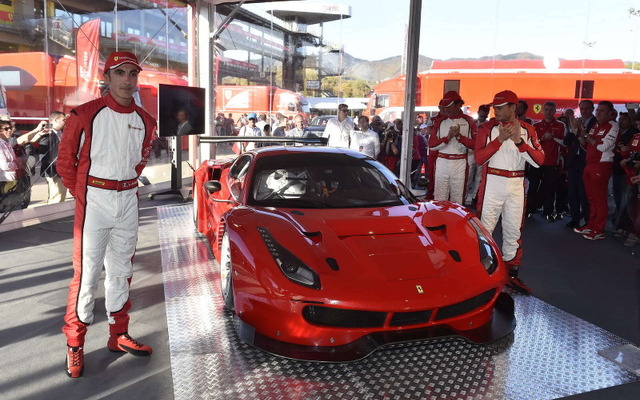 フェラーリ 488 GTE