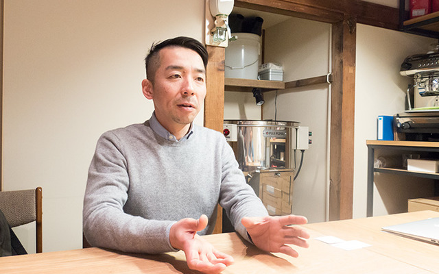 「表参道コーヒー」の國友栄一氏。