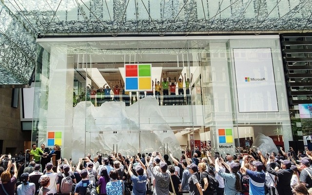 マイクロソフト・ストア・シドニー店開店　(C) Getty Images