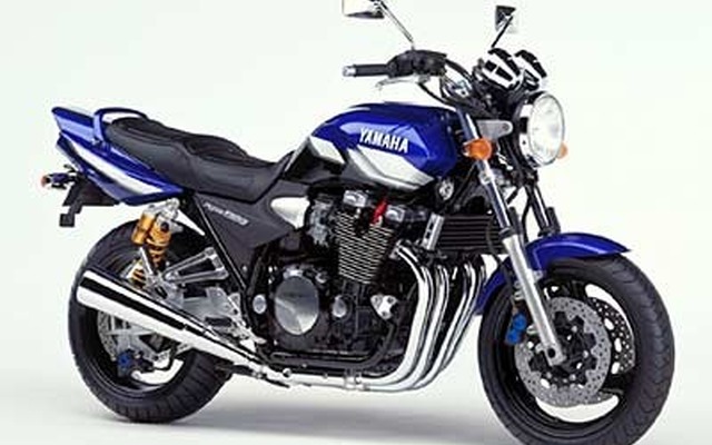 ヤマハのベストセラーバイクに 渋いカラー を追加 レスポンス Response Jp