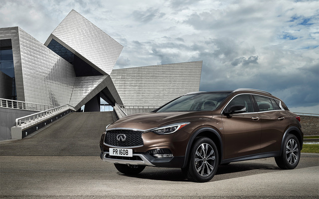 インフィニティ QX30