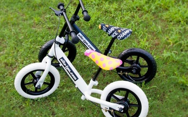 ペダルレスバイク専用サドルカバー登場…デザインは10種