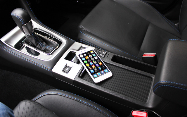 車内で“スマホ”を聴く方法、その最新事情…FMトランスミッター編