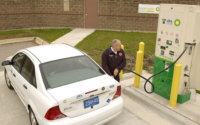 フォード、BPが米国ミシガン州テーラー市に水素ステーションを開設