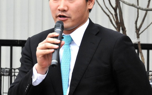 長塚智広・アテネ自転車競技船橋銀メダリスト、船橋オート廃止撤回を求めて陳情書を提出