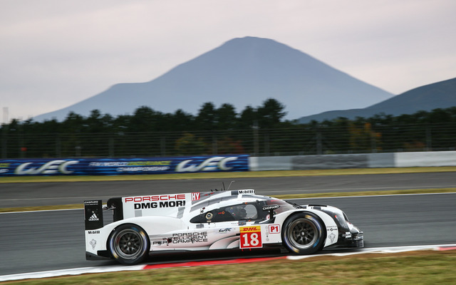 #18 ポルシェ919 Hybrid