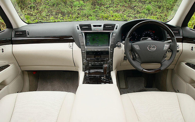 【インプレ'06】松下宏 レクサス『LS460』 控えめこそが個性