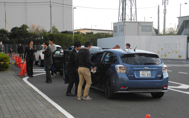 エコカー乗車体験の会場風景