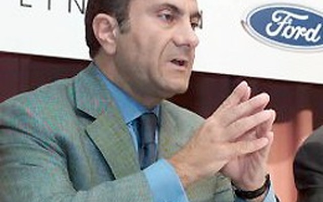 これでは子どものケンカ、フォード会長の暴言