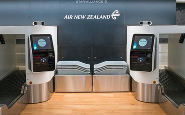 ニュージーランド航空、オークランド空港に生体認証技術採用の手荷物カウンターを導入