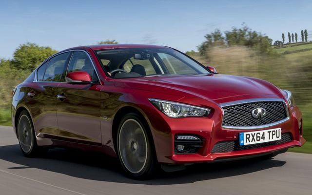 インフィニティQ50（日産スカイライン）の2016年型
