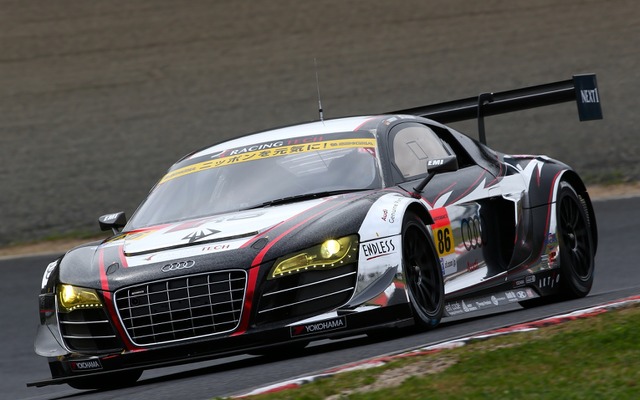 アウディR8 LMS ultra