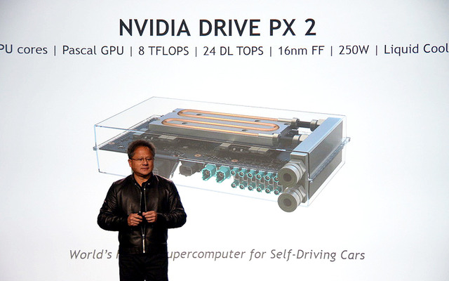 NVIDIA、自動運転車用CPU「DRIVE PX 2」を発表（CES16）