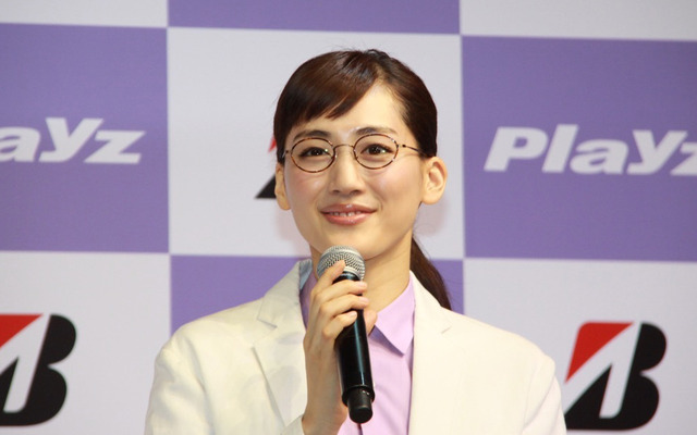 綾瀬はるかトークショッセン（ブリヂストン プレイズ PX発表会）