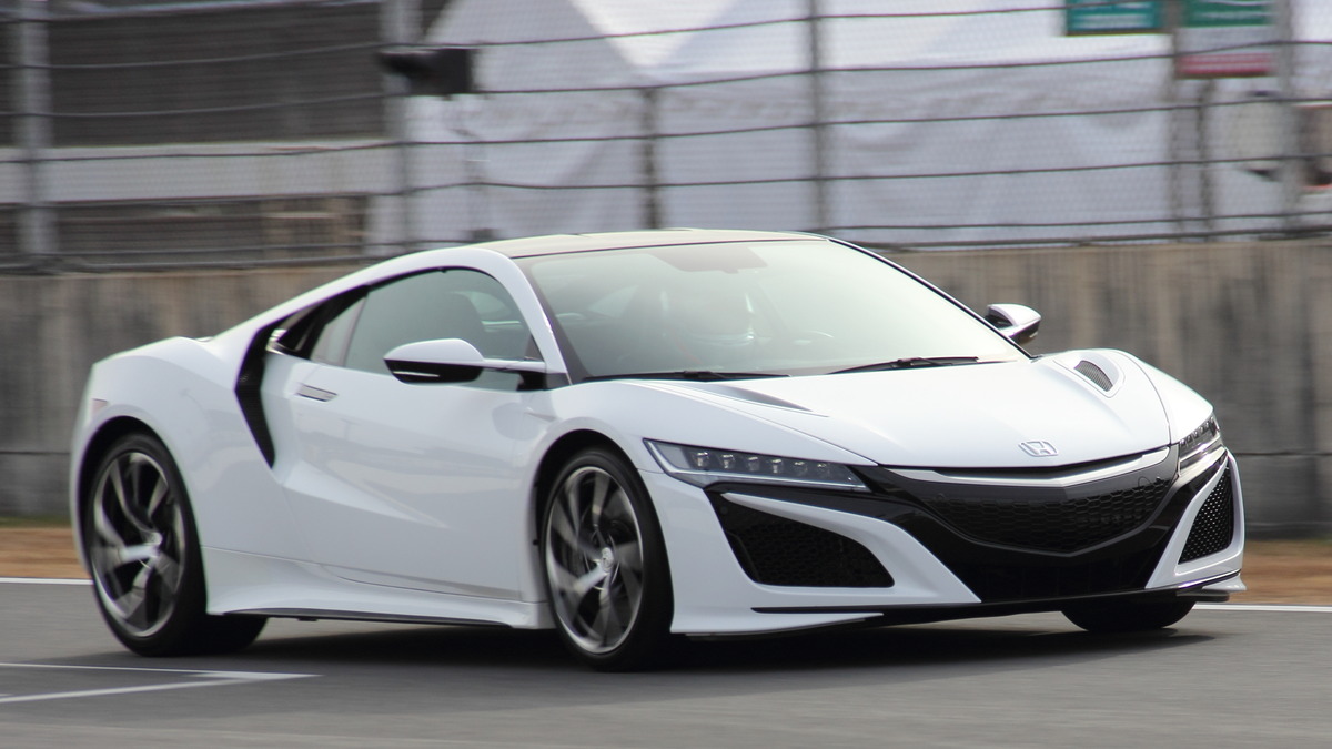 鈴鹿ファン感謝デー16 新型 Nsx が鈴鹿で初走行 シビックタイプr S660 とハンデマッチ レスポンス Response Jp 鈴鹿ファン感謝デー16 新型 Nsx が鈴鹿で初走行 シビックタイプr S660 とハンデマッチ レスポンス Response Jp