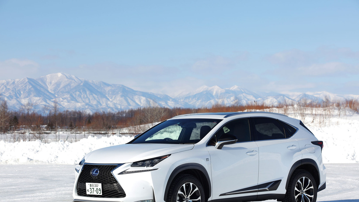 レクサス Nx300h 雪上試乗 軽々とした走りで路面を選ばないドライバビリティ 諸星陽一 レスポンス Response Jp