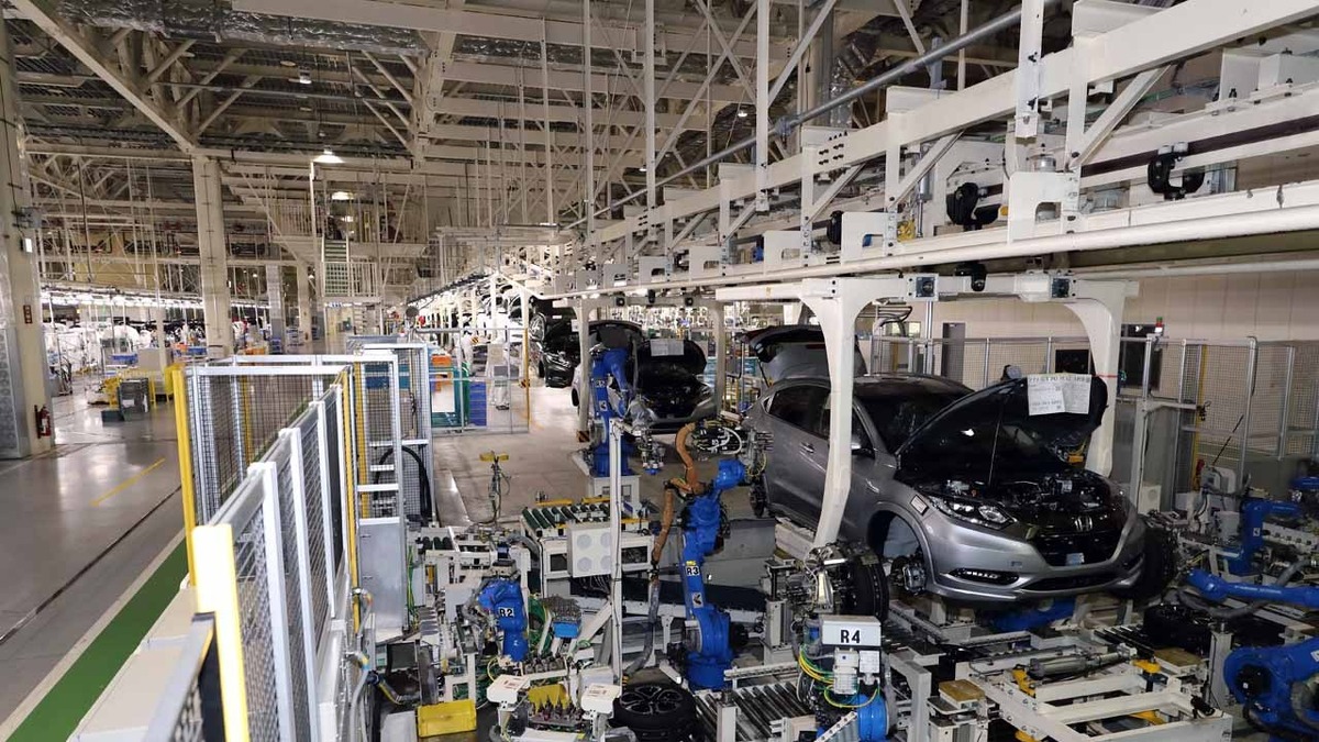徹底した自動化とプレス 塗装 レーザー加工の新技術 ホンダ先進の生産現場を見た レスポンス Response Jp 徹底した自動化とプレス 塗装 レーザー加工の新技術 ホンダ先進の生産現場を見た レスポンス Response Jp