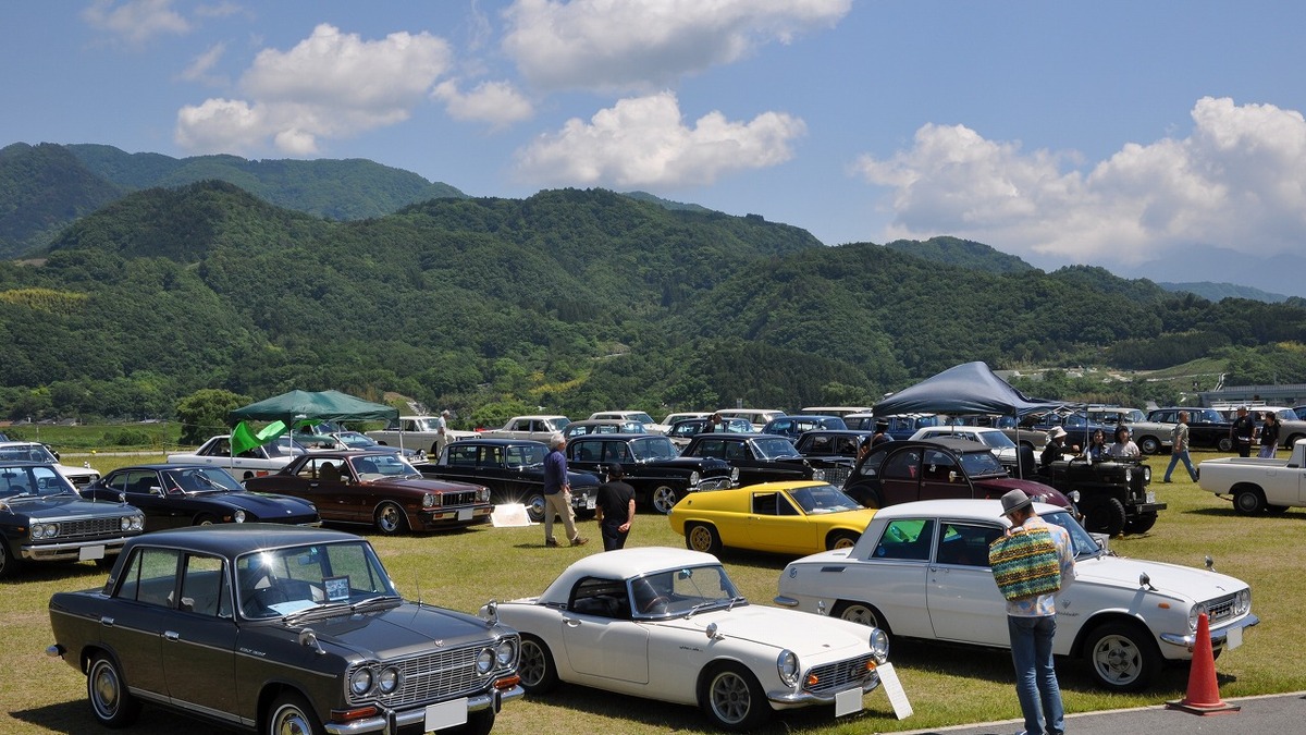 クラシックカーミーティング イン 山梨17 道の駅富士川に250台の旧車が大集結 レスポンス Response Jp クラシックカーミーティング イン 山梨17 道の駅富士川に250台の旧車が大集結 レスポンス Response Jp