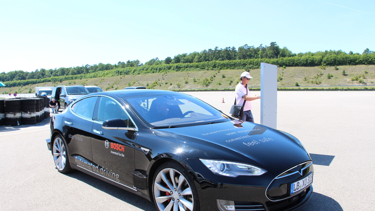 ボッシュ モビリティ エクスペリエンス レベル3の自動運転テスト車に試乗 レーダーロードシグニチャー 搭載 レスポンス Response Jp ボッシュ モビリティ エクスペリエンス レベル3の自動運転テスト車に試乗 レーダーロードシグニチャー 搭載 レスポンス Response Jp
