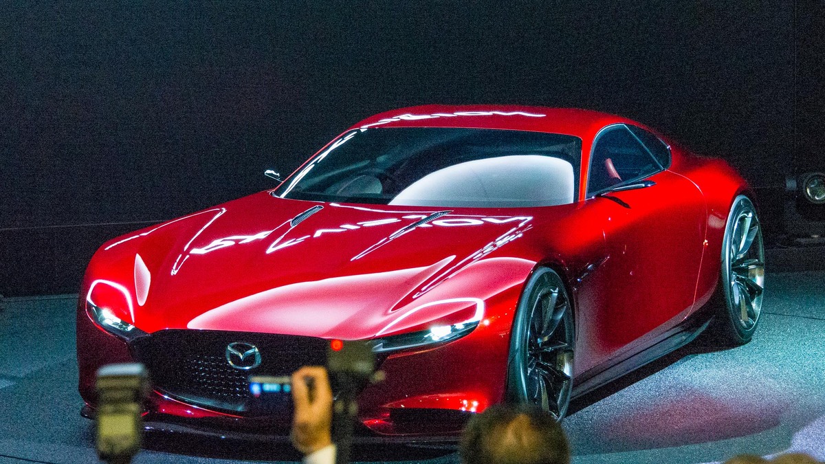 マツダがスーパーカーを開発中か 上方に開くドアで特許申請していた レスポンス Response Jp