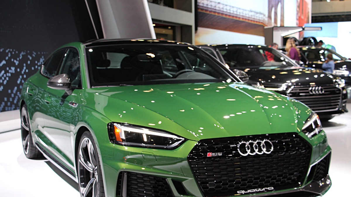アウディ Rs5スポーツバック は A5スポーツバック に初の設定 ニューヨークモーターショー18 詳細画像 レスポンス Response Jp