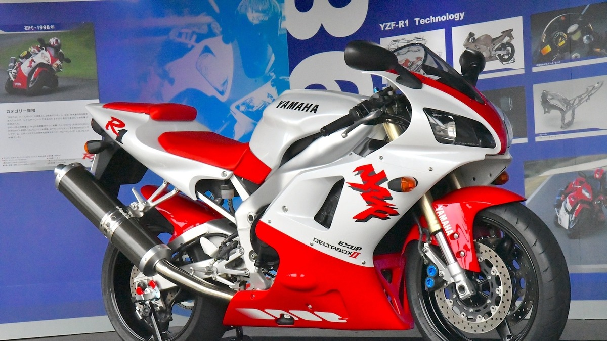 すげー オレって速い を形にしたヤマハのスーパーバイク Yzf R1 生誕年祝う レスポンス Response Jp すげー オレって速い を形にしたヤマハのスーパーバイク Yzf R1 生誕年祝う レスポンス Response Jp
