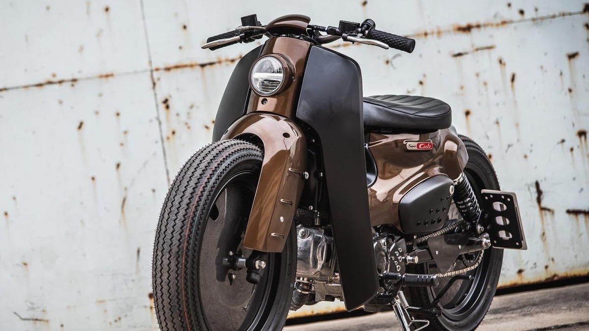 ホンダ スーパーカブ カフェレーサーに変身 カスタマイズモデル発表 レスポンス Response Jp