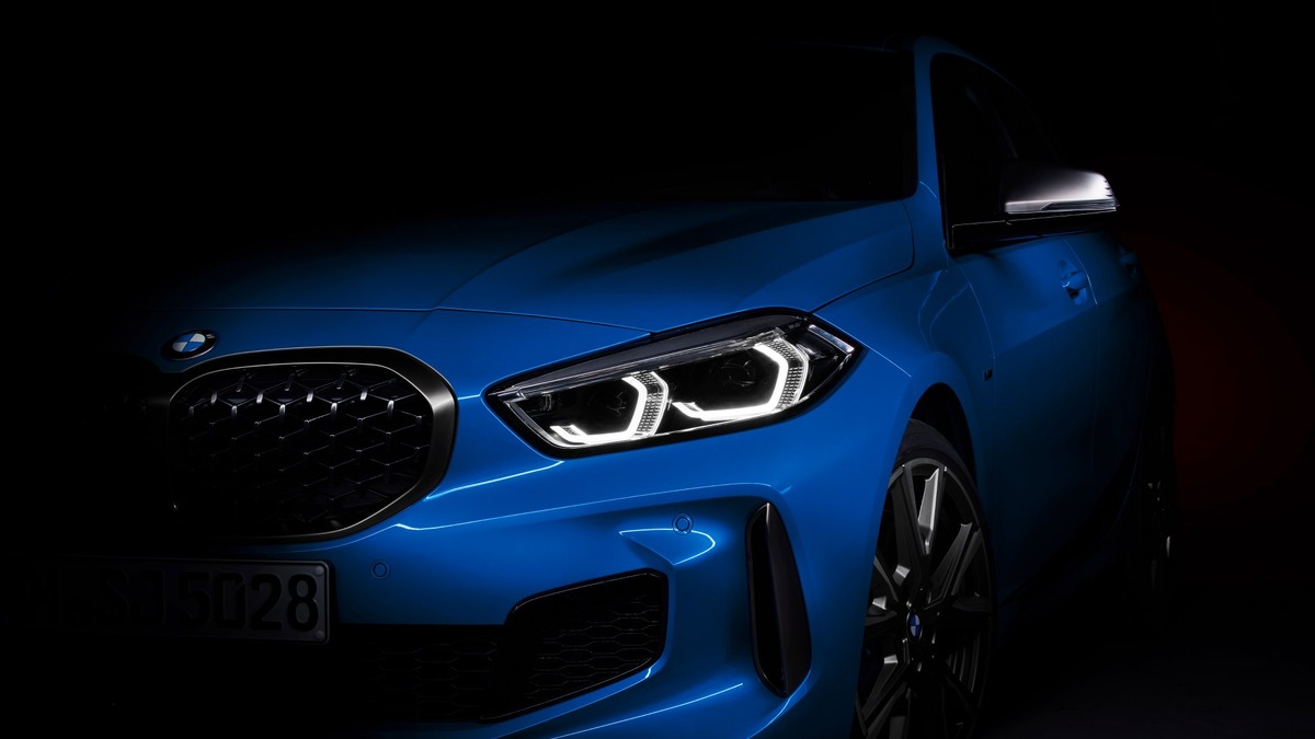 Bmw 1シリーズ 新型 納車は19年内に開始へ ティザーイメージ レスポンス Response Jp