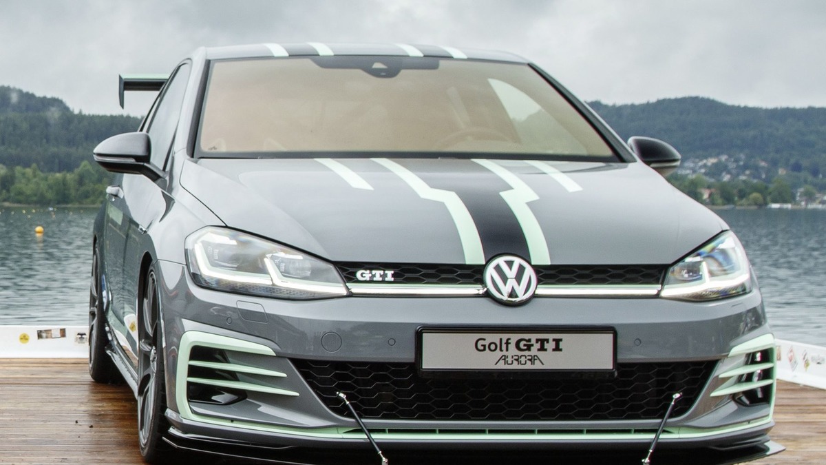 Vw ゴルフgti に380馬力の オーロラ 提案 オーディオはホログラム制御 レスポンス Response Jp