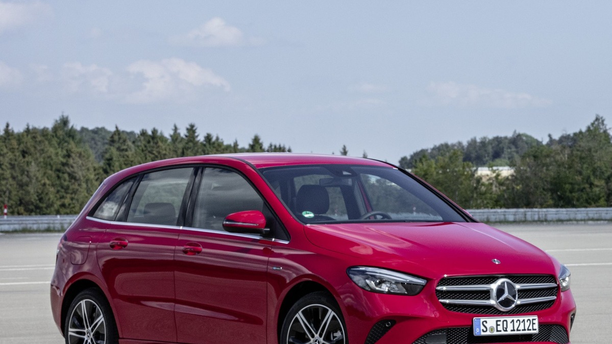 メルセデスベンツ Bクラス 新型にphv 燃費71 4km リットル フランクフルトモーターショー19で発表へ レスポンス Response Jp メルセデスベンツ Bクラス 新型にphv 燃費71 4km リットル フランクフルトモーターショー19で発表へ レスポンス Response Jp