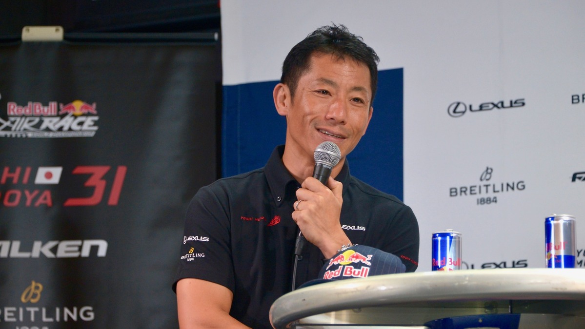 レッドブル エアレース 最終戦 室屋義秀が戦いを終えて振り返る レスポンス Response Jp レッドブル エアレース 最終戦 室屋義秀が戦いを終えて振り返る レスポンス Response Jp