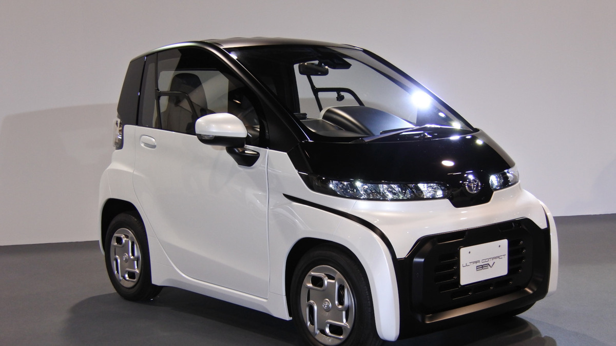 トヨタ 2人乗り超小型evを年発売予定 東京モーターショー19で先行公開へ レスポンス Response Jp