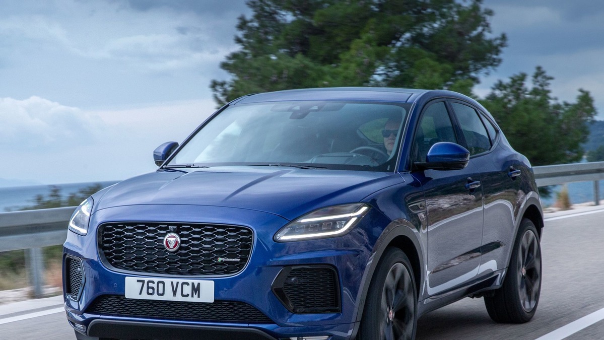 ジャガー最小suv E Pace に改良新型 欧州発表 レスポンス Response Jp ジャガー最小suv E Pace に改良新型 欧州発表 レスポンス Response Jp