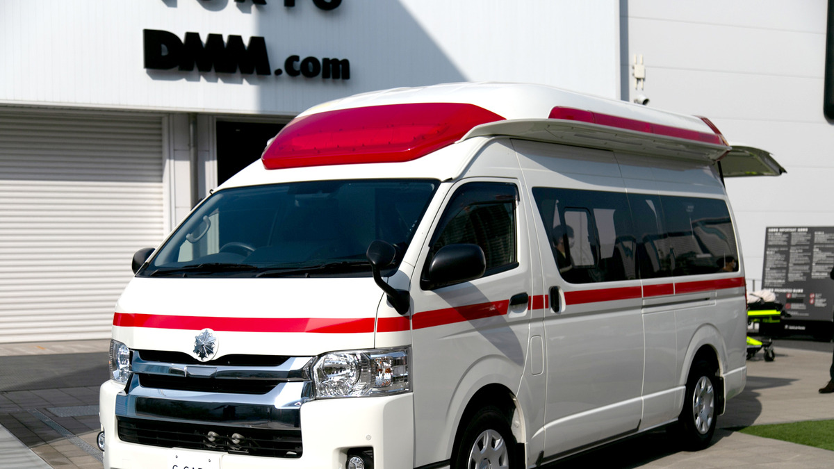 Dmmグループ会社が新型救急車 C Cabin を発表 スペースを大幅拡張 電動ストレッチャーも搭載可能 レスポンス Response Jp Dmmグループ会社が新型救急車 C Cabin を発表 スペースを大幅拡張 電動ストレッチャーも搭載可能 レスポンス Response Jp