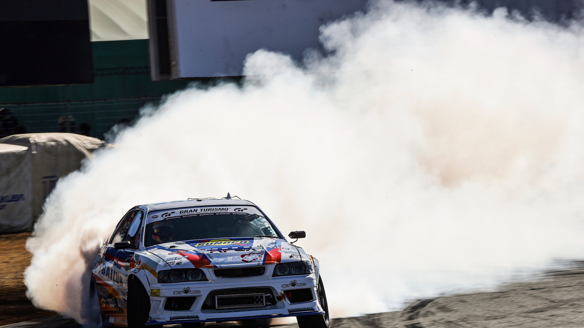 D1gp 最終戦 小橋正典が最年少チャンピオンに 最終戦で5勝目 有終の美 22枚目の写真 画像 レスポンス Response Jp D1gp 最終戦 小橋正典が最年少チャンピオンに 最終戦で5勝目 有終の美 22枚目の写真 画像 レスポンス Response Jp