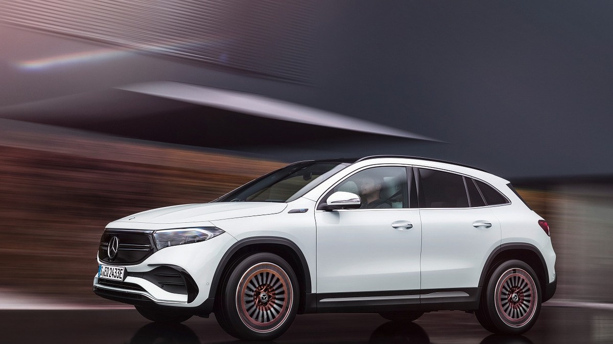 メルセデスベンツの電動suv Eqa 発表記念特別仕様車の先行受注開始 価格は790万円 レスポンス Response Jp
