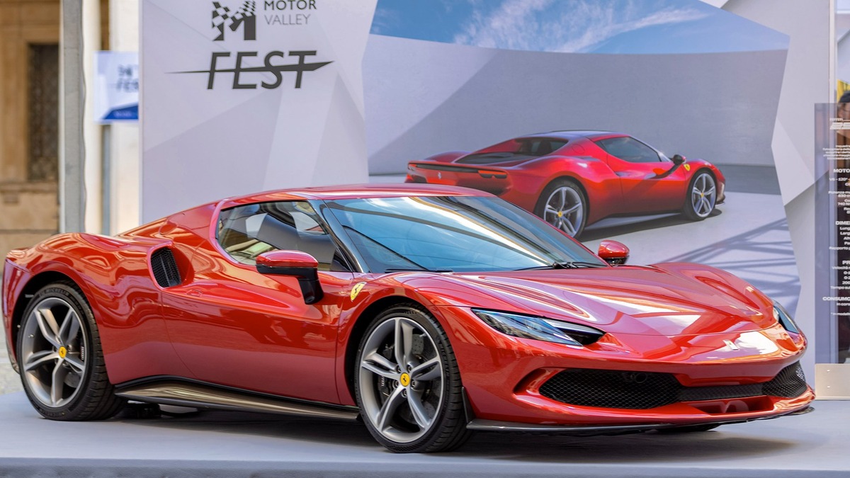 フェラーリ市販車初のv6エンジン搭載 296gtb は新世代phv 実車を発表 レスポンス Response Jp フェラーリ市販車初のv6エンジン搭載 296gtb は新世代phv 実車を発表 レスポンス Response Jp