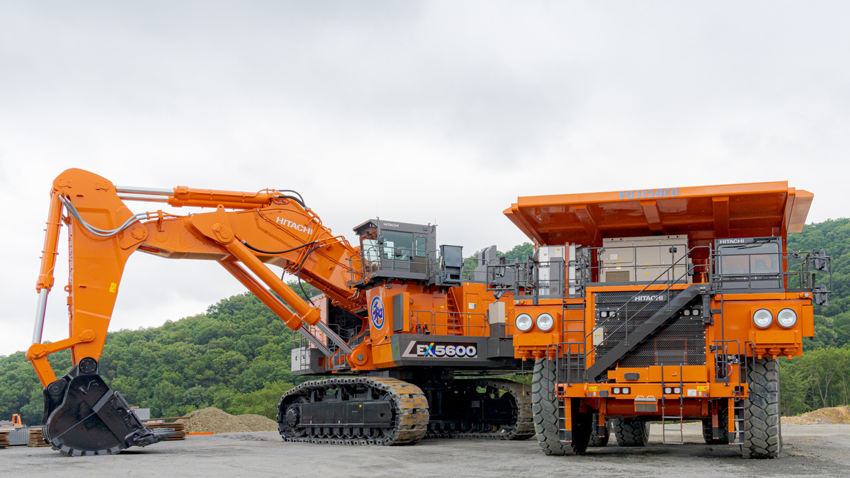 迫力 日立建機の超大型油圧ショベル トラック納車式 常識が通用しない 動画 レスポンス Response Jp