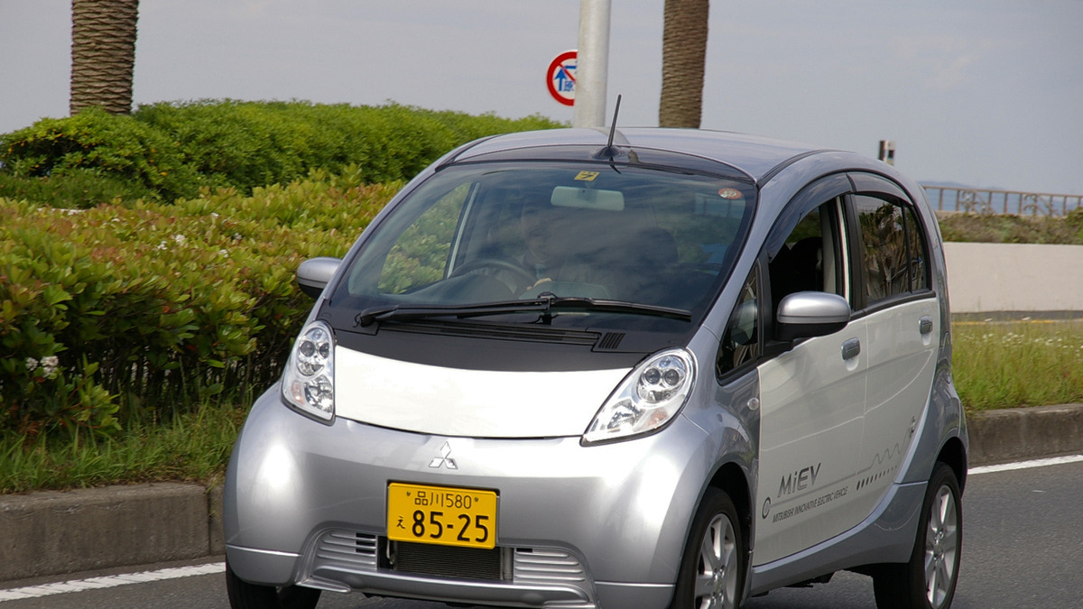 三菱 I Miev エコランのコツとは 燃費マスター増岡浩氏に訊く レスポンス Response Jp 三菱 I Miev エコランのコツとは 燃費マスター増岡浩氏に訊く レスポンス Response Jp