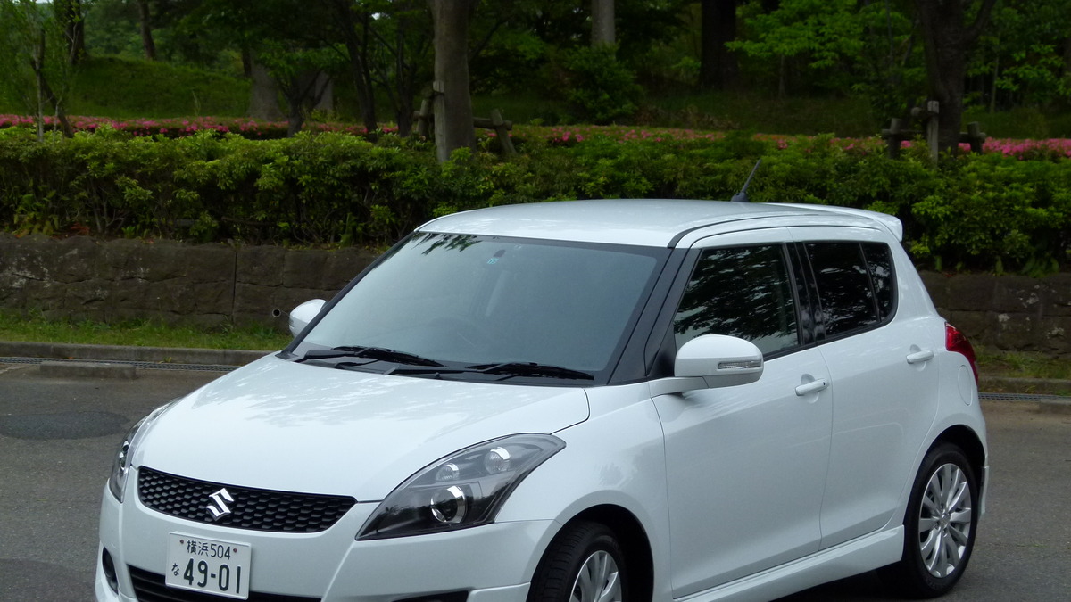 スズキ スイフト Rs 試乗 欧州同等スペックのしなやかで爽快な走りは健在 島崎七生人 レスポンス Response Jp スズキ スイフト Rs 試乗 欧州同等スペックのしなやかで爽快な走りは健在 島崎七生人 レスポンス Response Jp