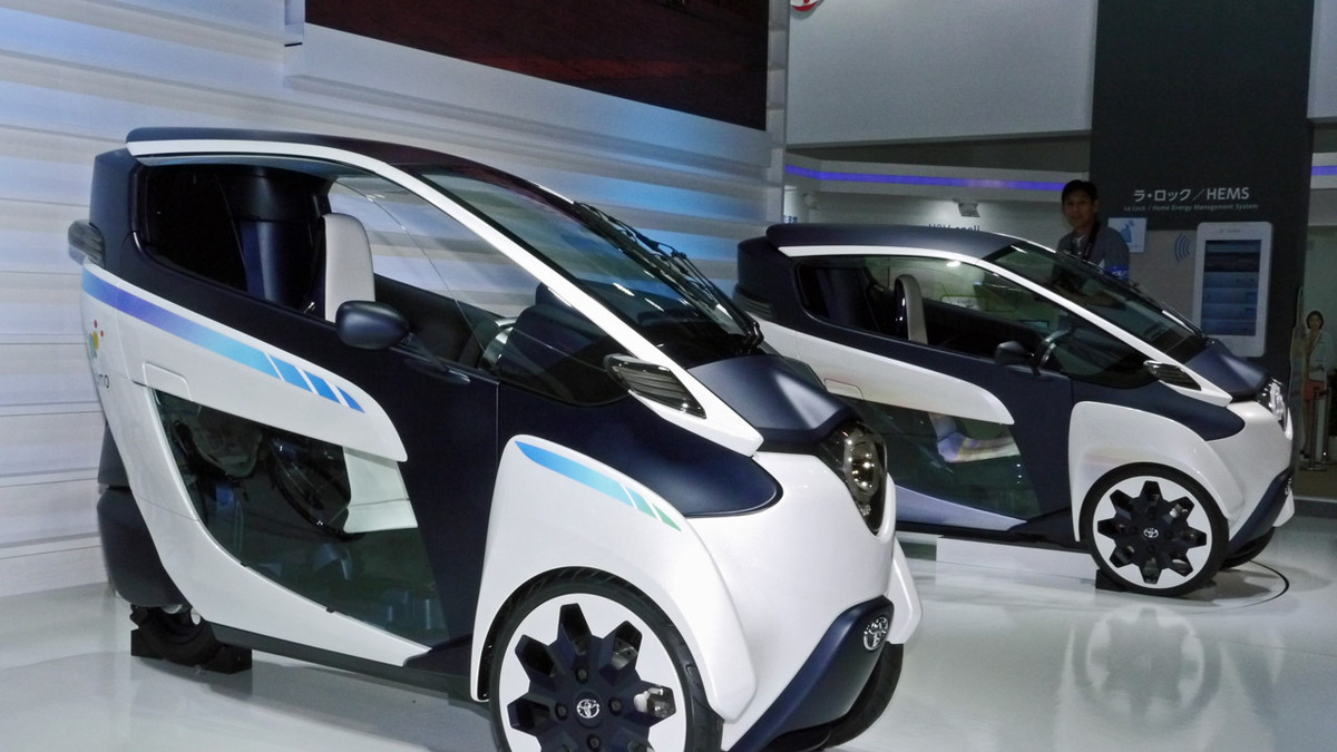 Ceatec13 トヨタ バイクのように走る 3輪小型ev I Road を初披露 レスポンス Response Jp Ceatec13 トヨタ バイクのように走る 3輪小型ev I Road を初披露 レスポンス Response Jp